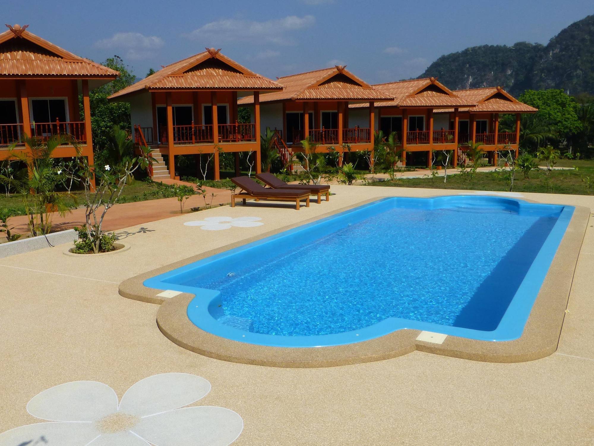 Khao Sok Jasmine Garden Resort - Sha Certified Khao Sok National Park Dış mekan fotoğraf